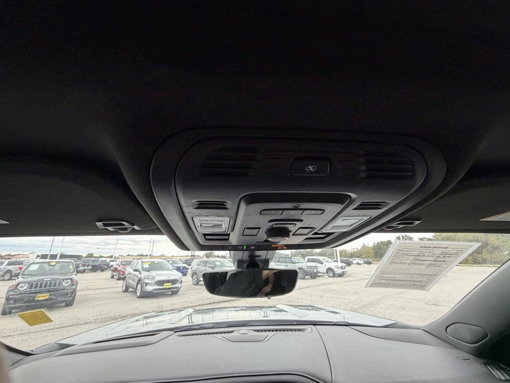 Used 2021 GMC Yukon Denali w/ Denali Ultimate Package image 18