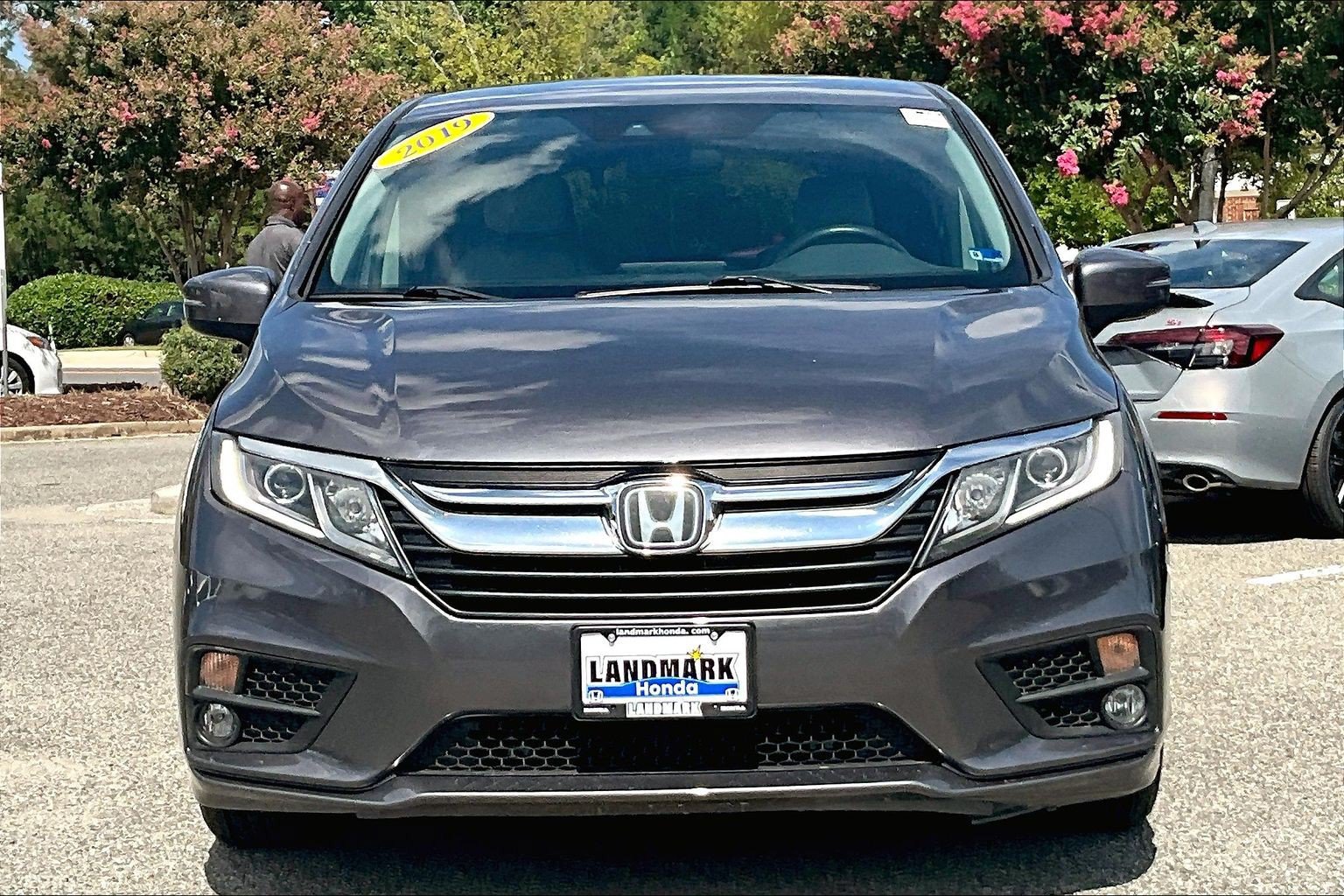 Used 2019 Honda Odyssey EX image 3