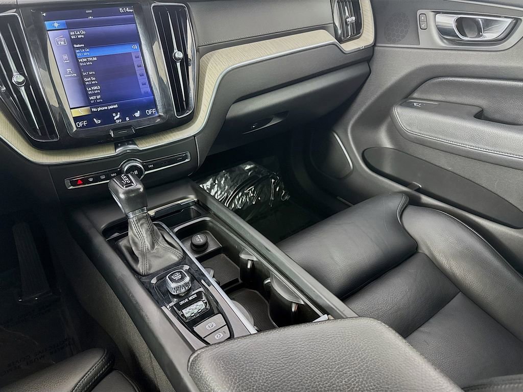 Used 2018 Volvo XC60 T5 Inscription w/ Convenience Package AWD/4WD image 29