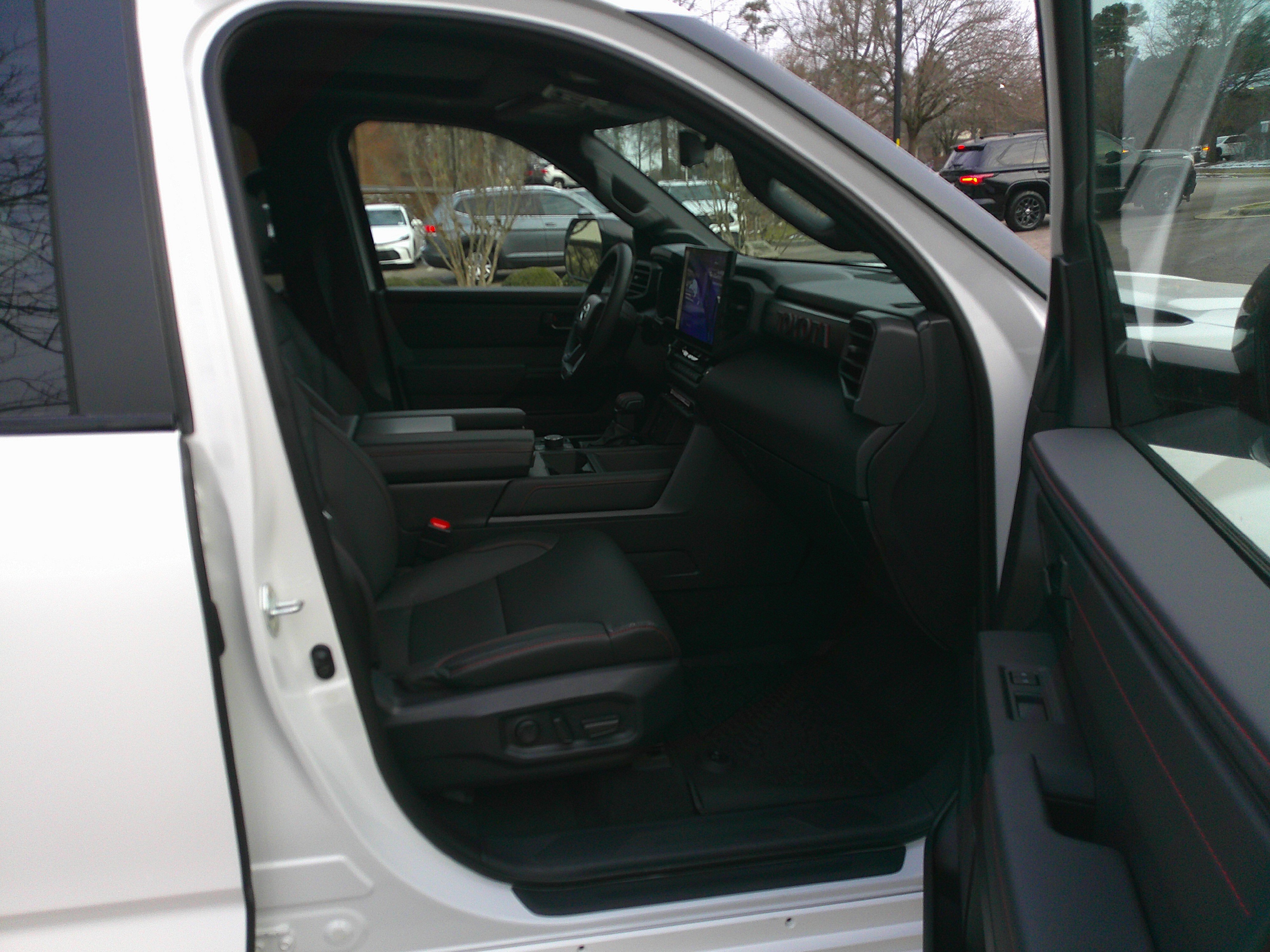 Used 2025 Toyota Tundra TRD Pro image 33