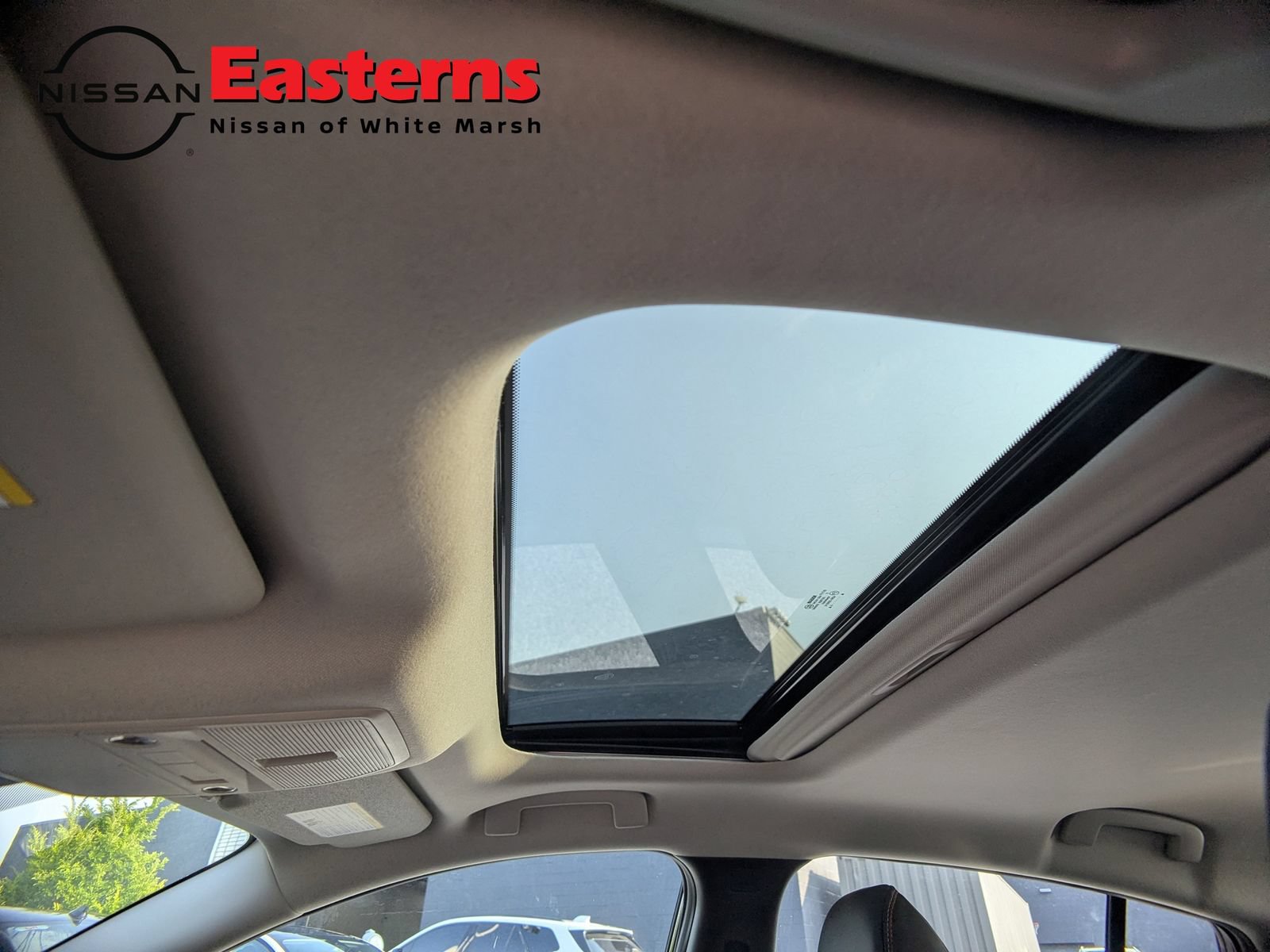 New 2026 Nissan Sentra SR w/ SR Premium Package FWD image 21