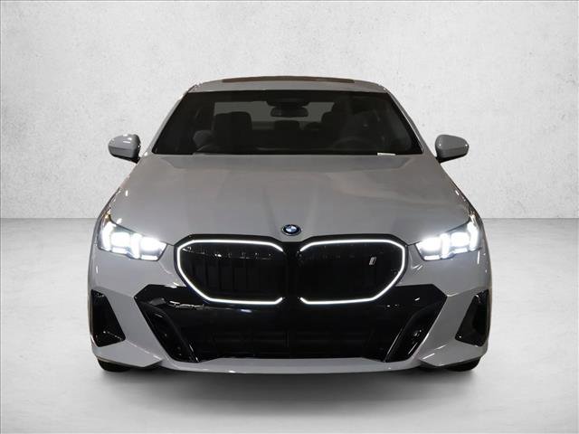 New 2026 BMW i5 eDrive40 AWD/4WD image 5