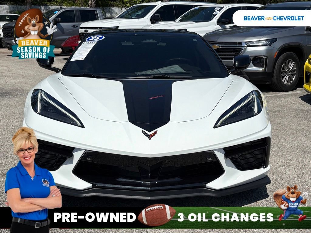Used 2025 Chevrolet Corvette Stingray Premium Conv w/ Z51 Performance Package RWD image 3