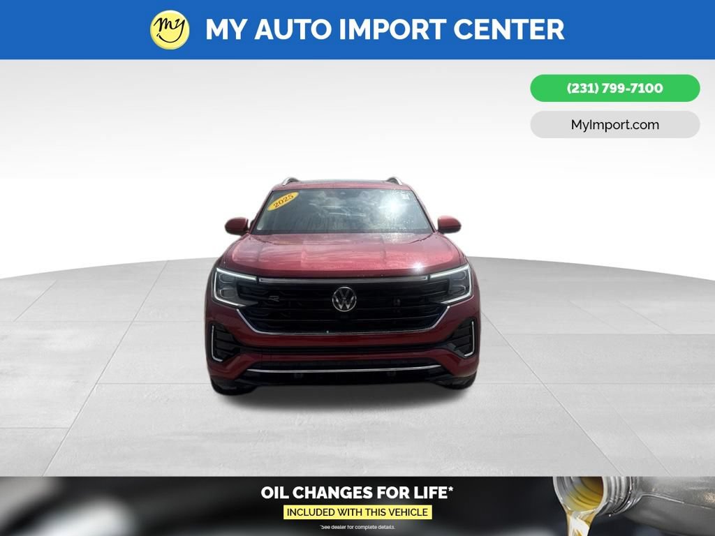 Used 2025 Volkswagen Atlas SEL Premium R-Line AWD/4WD image 2