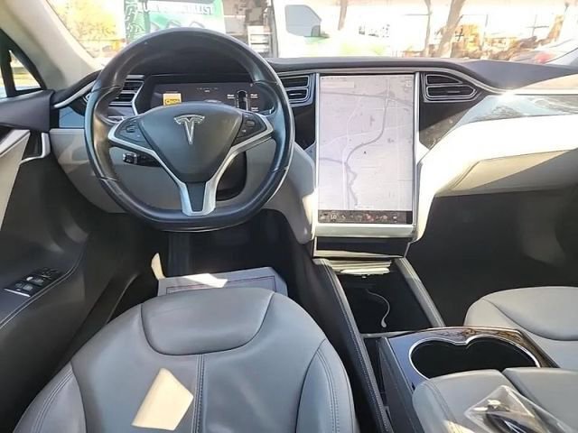 Used 2015 Tesla Model S 85 image 8
