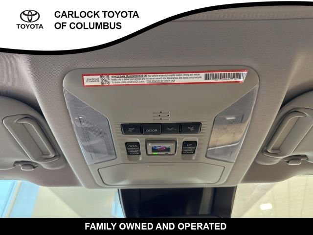 Used 2025 Toyota RAV4 XLE w/ Convenience Package image 29
