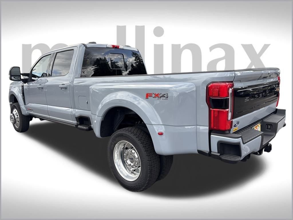New 2026 Ford F450 Platinum w/ FX4 Off-Road Package image 6