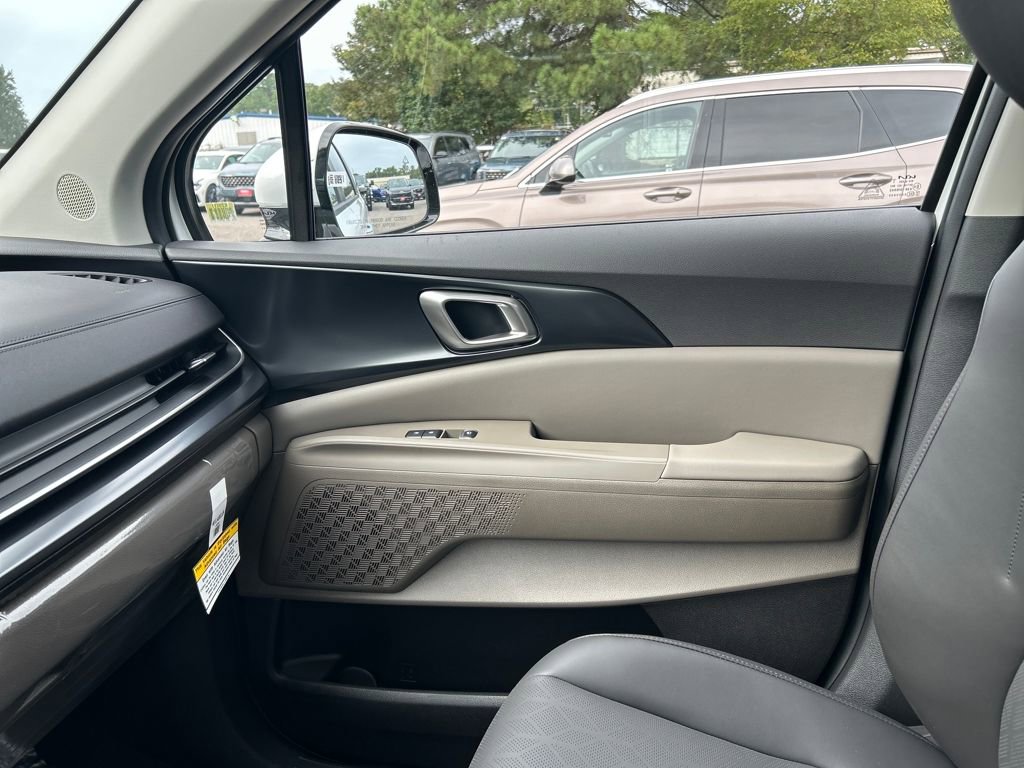 New 2026 Kia Carnival image 32