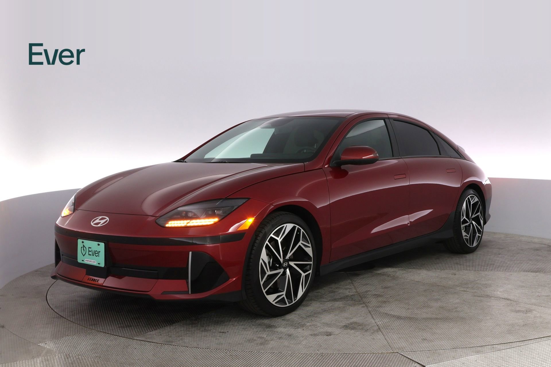 Used 2024 Hyundai Ioniq 6 SEL image 2