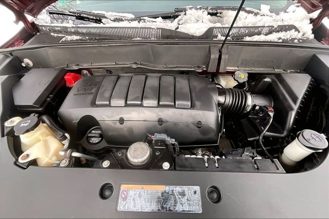 Used 2017 Chevrolet Traverse LT w/ Style and Technology Package image 10