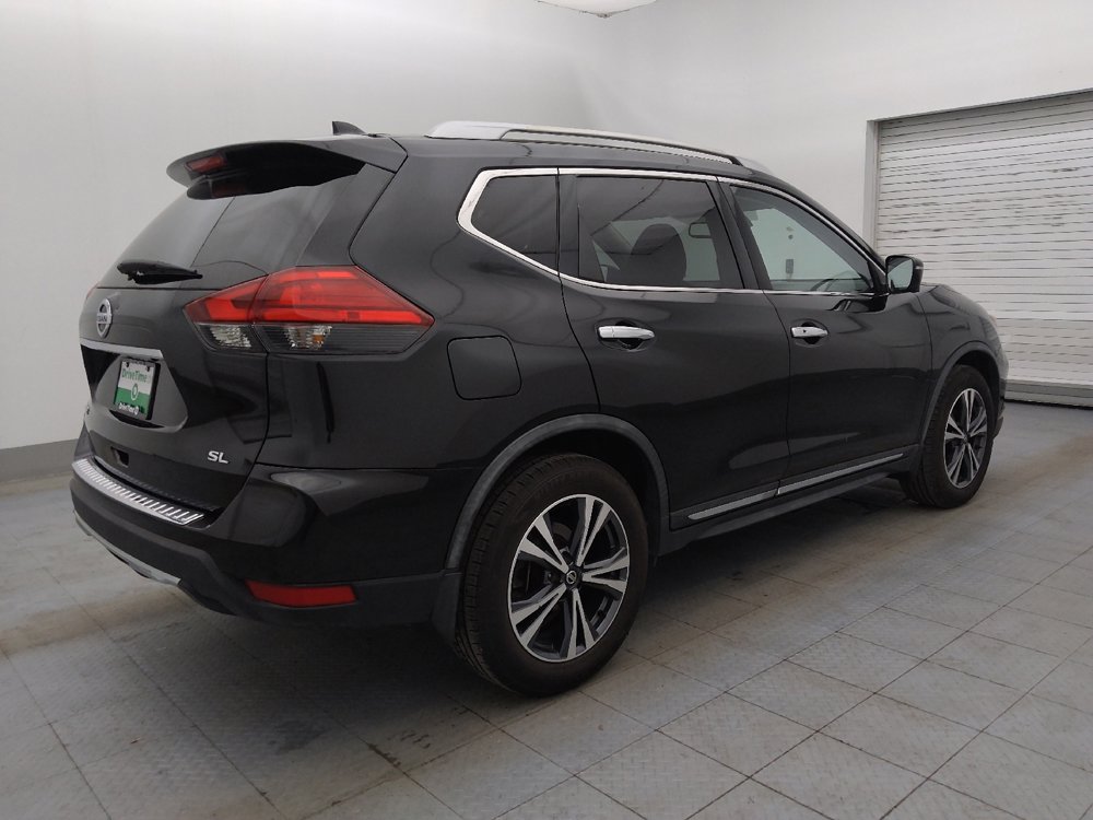 Used 2017 Nissan Rogue SL image 10