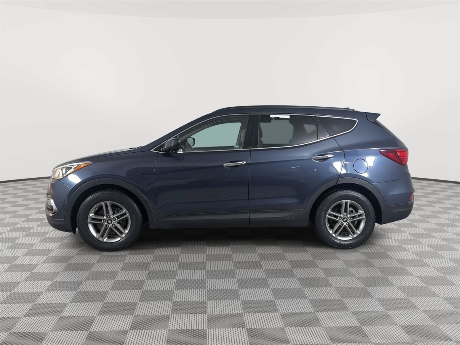 Used 2017 Hyundai Santa Fe Sport AWD/4WD image 4