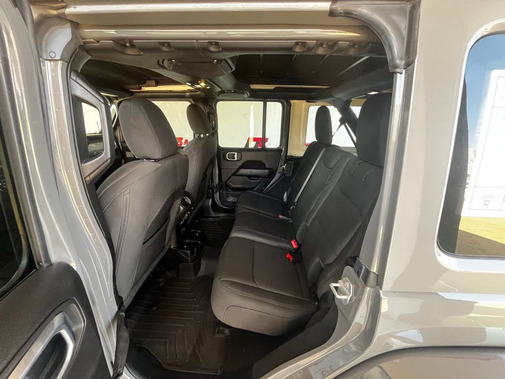 Used 2020 Jeep Wrangler Unlimited Sahara image 49