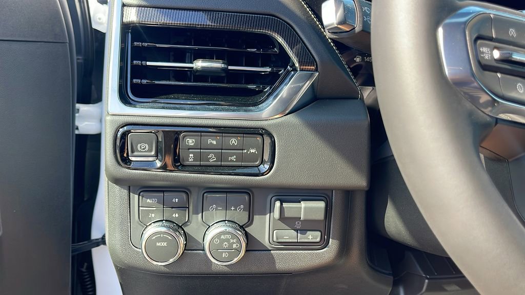 New 2026 GMC Yukon Elevation image 25