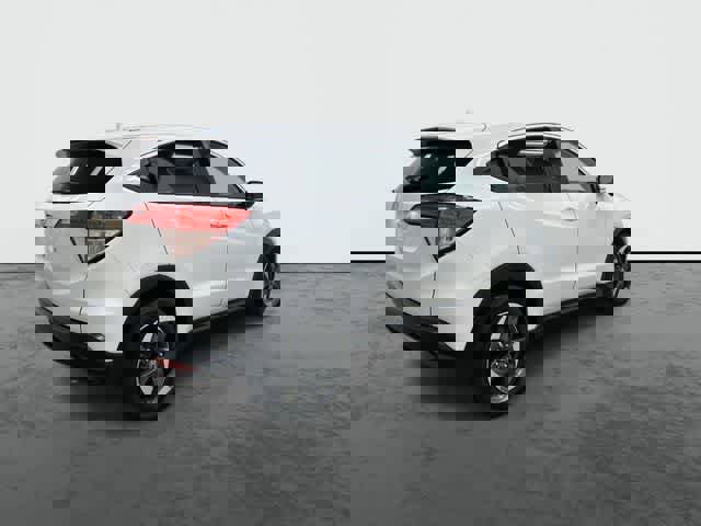 Used 2018 Honda HR-V EX image 4