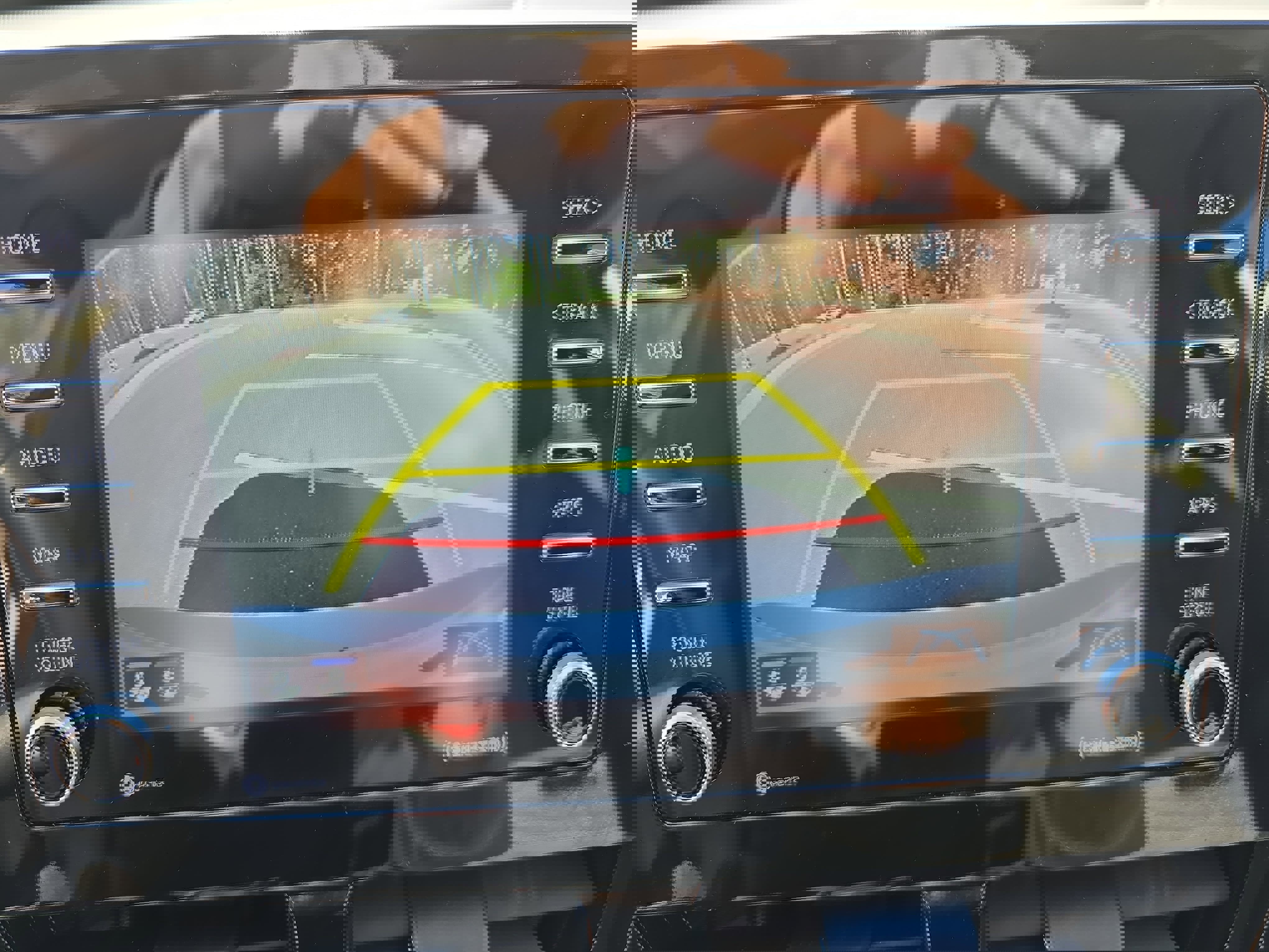 Used 2024 Toyota Camry SE image 25