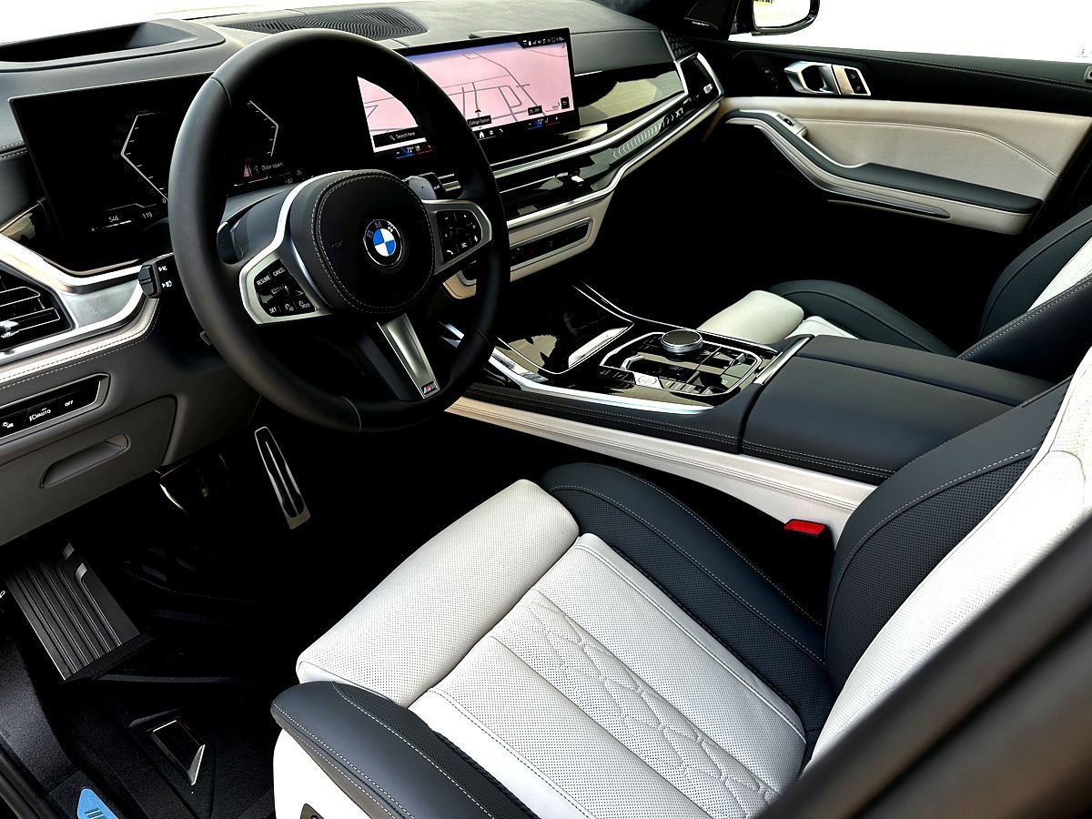 New 2026 BMW X7 xDrive40i w/ M Sport Package image 12