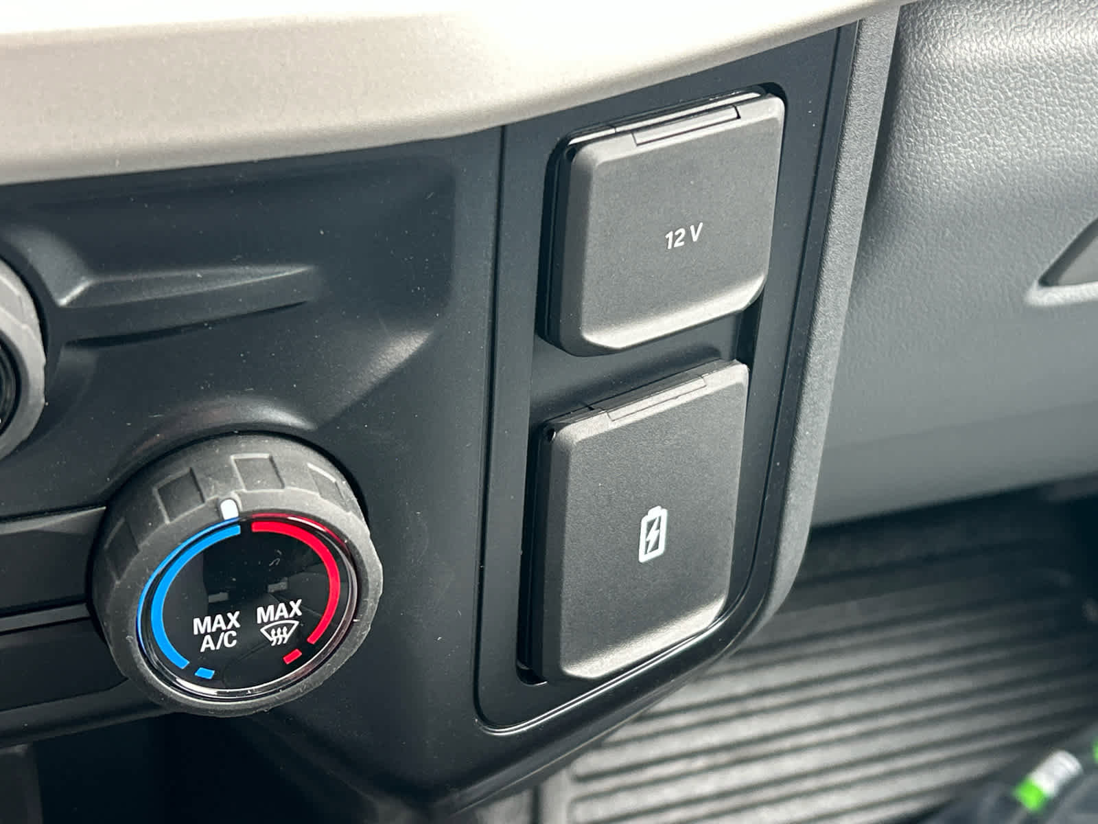 New 2026 Ford F250 XL w/ XL Chrome Package image 46