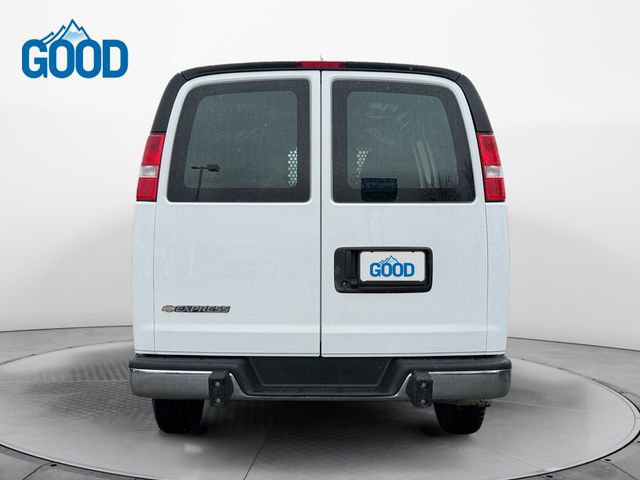 Used 2024 Chevrolet Express 2500 w/ Driver Convenience Package image 4