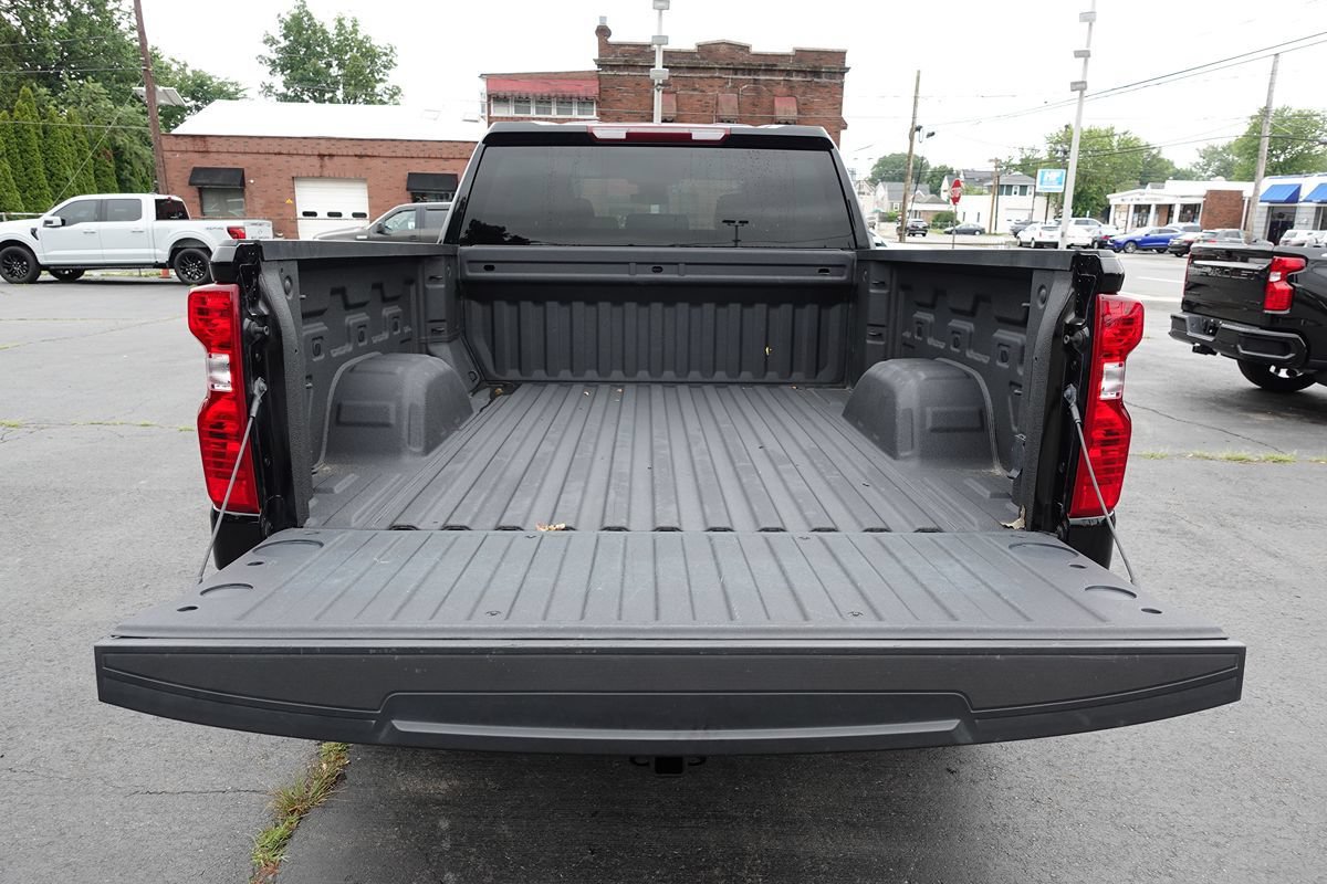 Used 2024 Chevrolet Silverado 1500 Custom AWD/4WD image 25