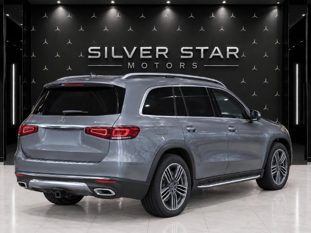 Used 2023 Mercedes-Benz GLS 450 4MATIC image 3
