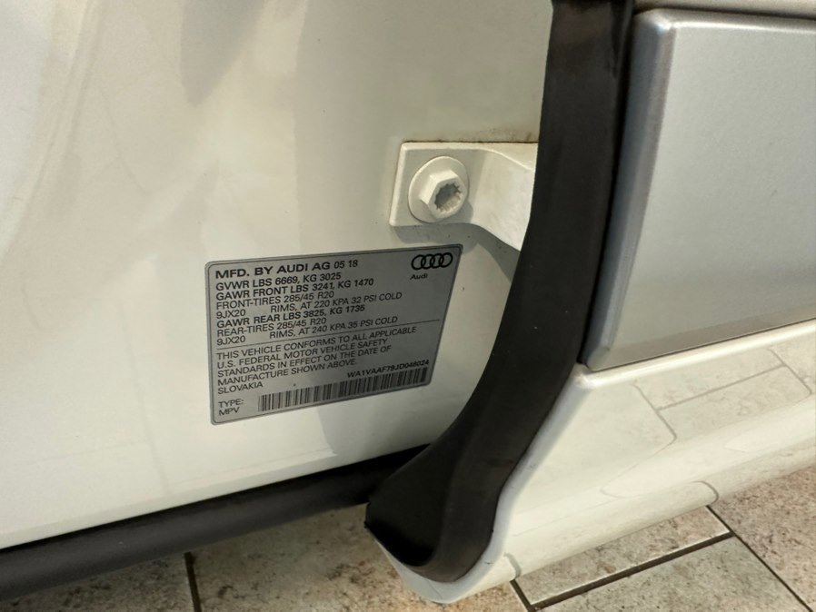 Used 2018 Audi Q7 3.0T Prestige w/ Prestige Package image 24