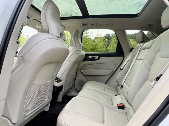 Used 2021 Volvo XC60 T5 Inscription w/ Advanced Package FWD image 28