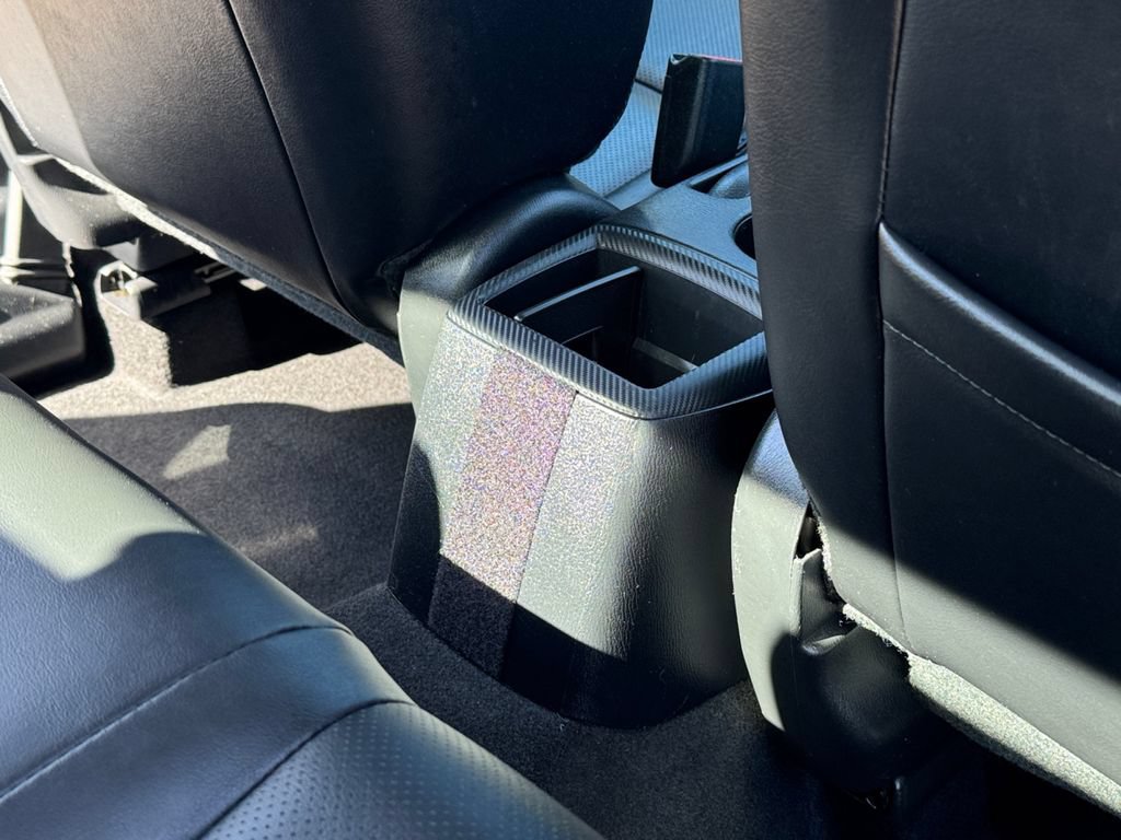 Used 2020 Toyota Yaris XLE FWD image 22