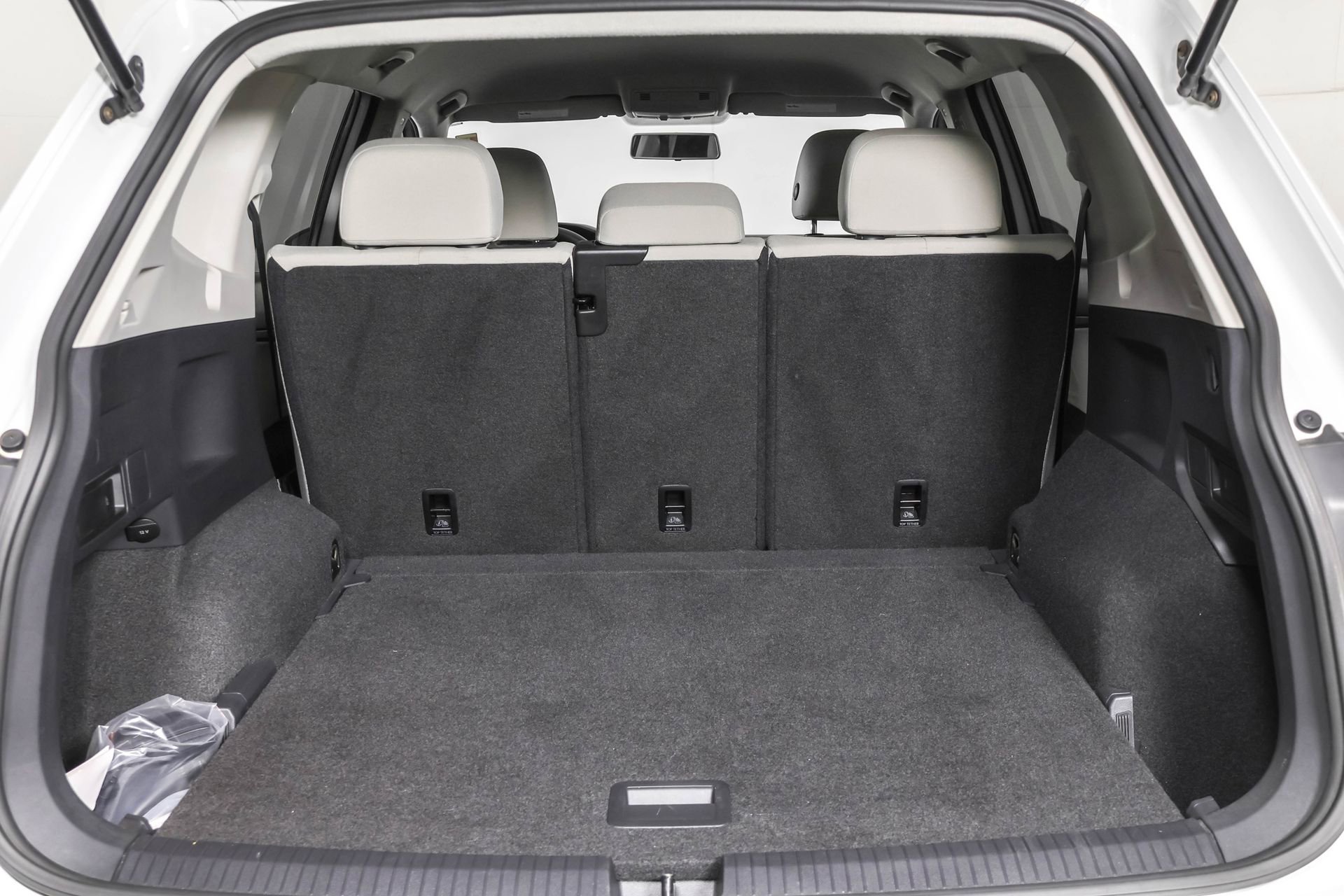 Used 2019 Volkswagen Tiguan S w/ Driver Assistance Package image 38