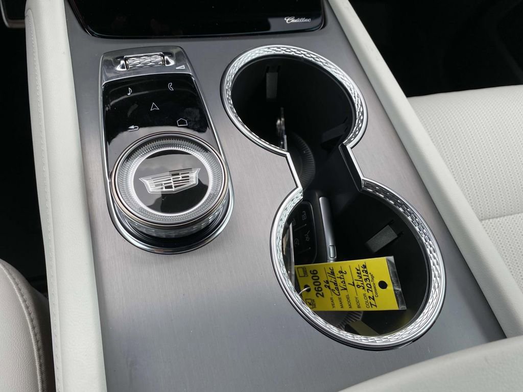 New 2026 Cadillac Vistiq Luxury w/ LPO, Floor Liner Package image 16