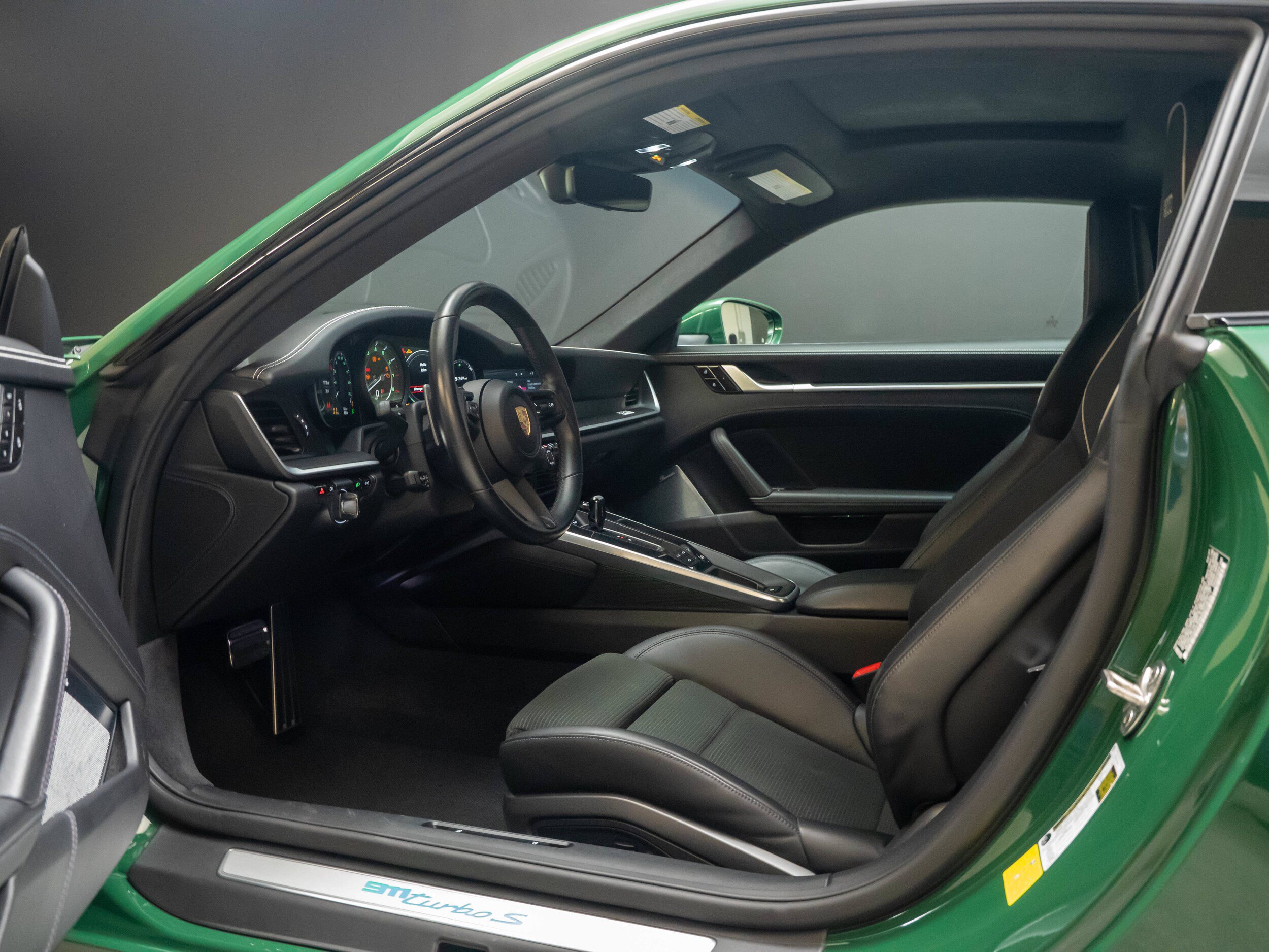 Certified 2021 Porsche 911 Turbo S AWD/4WD image 4