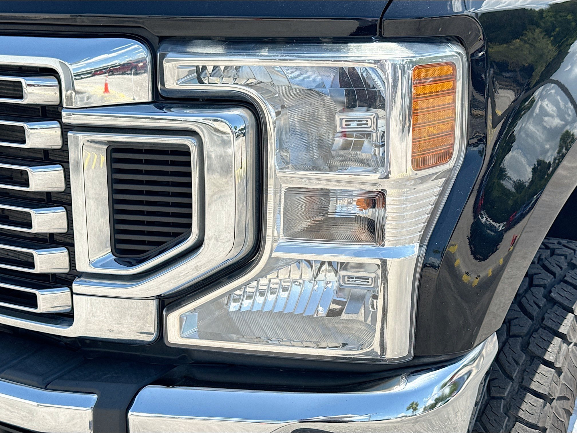 Used 2022 Ford F350 XLT AWD/4WD image 9