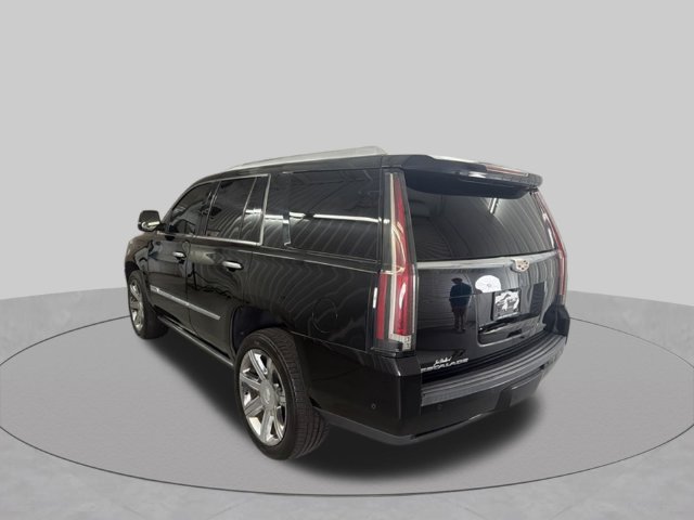 Used 2017 Cadillac Escalade Premium Luxury RWD image 8