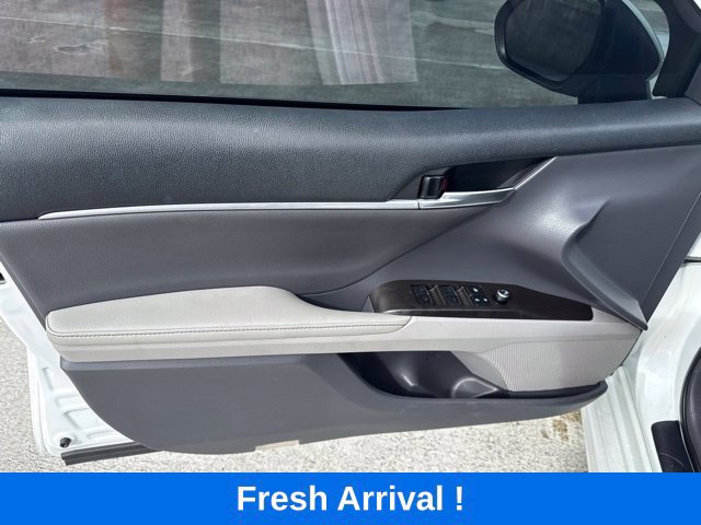 Used 2023 Toyota Camry XSE w/ Navigation Package FWD image 12