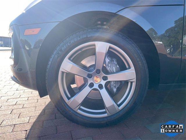 Used 2023 Porsche Macan image 10