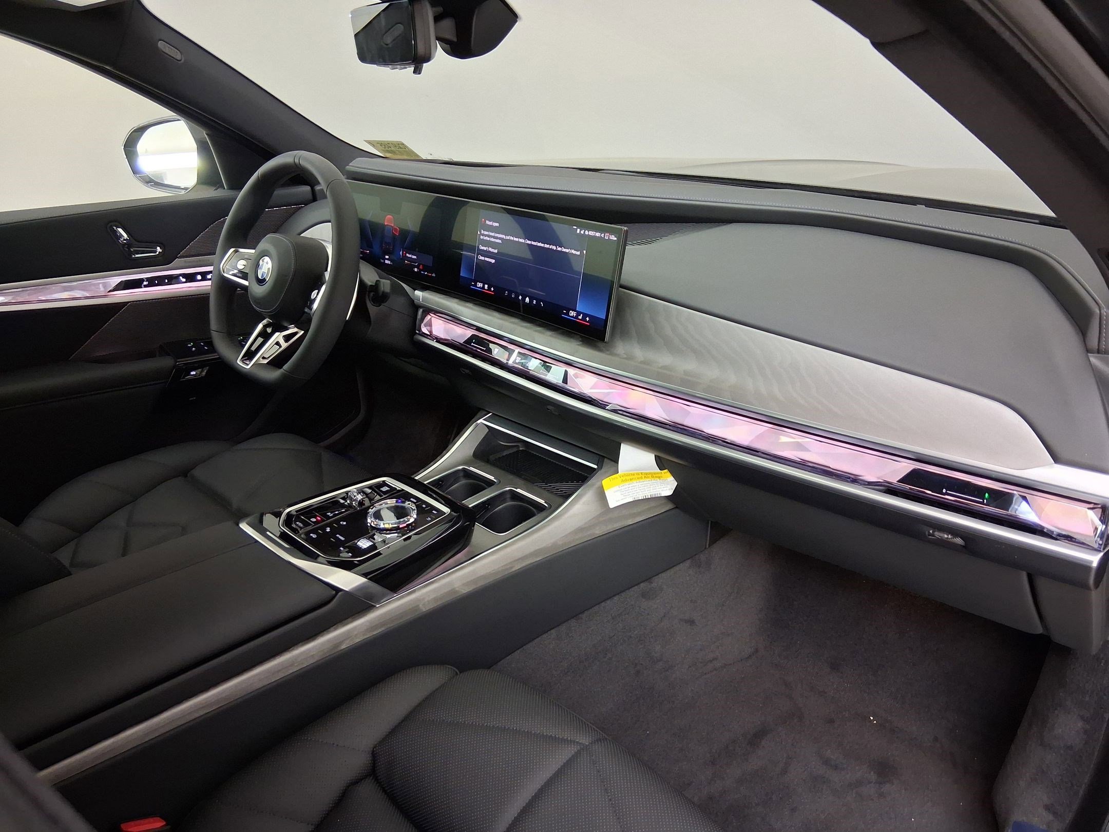 New 2026 BMW 740i w/ Premium Package image 28