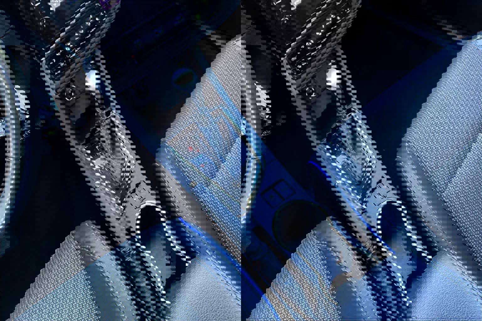 Used 2017 Toyota Corolla SE image 16