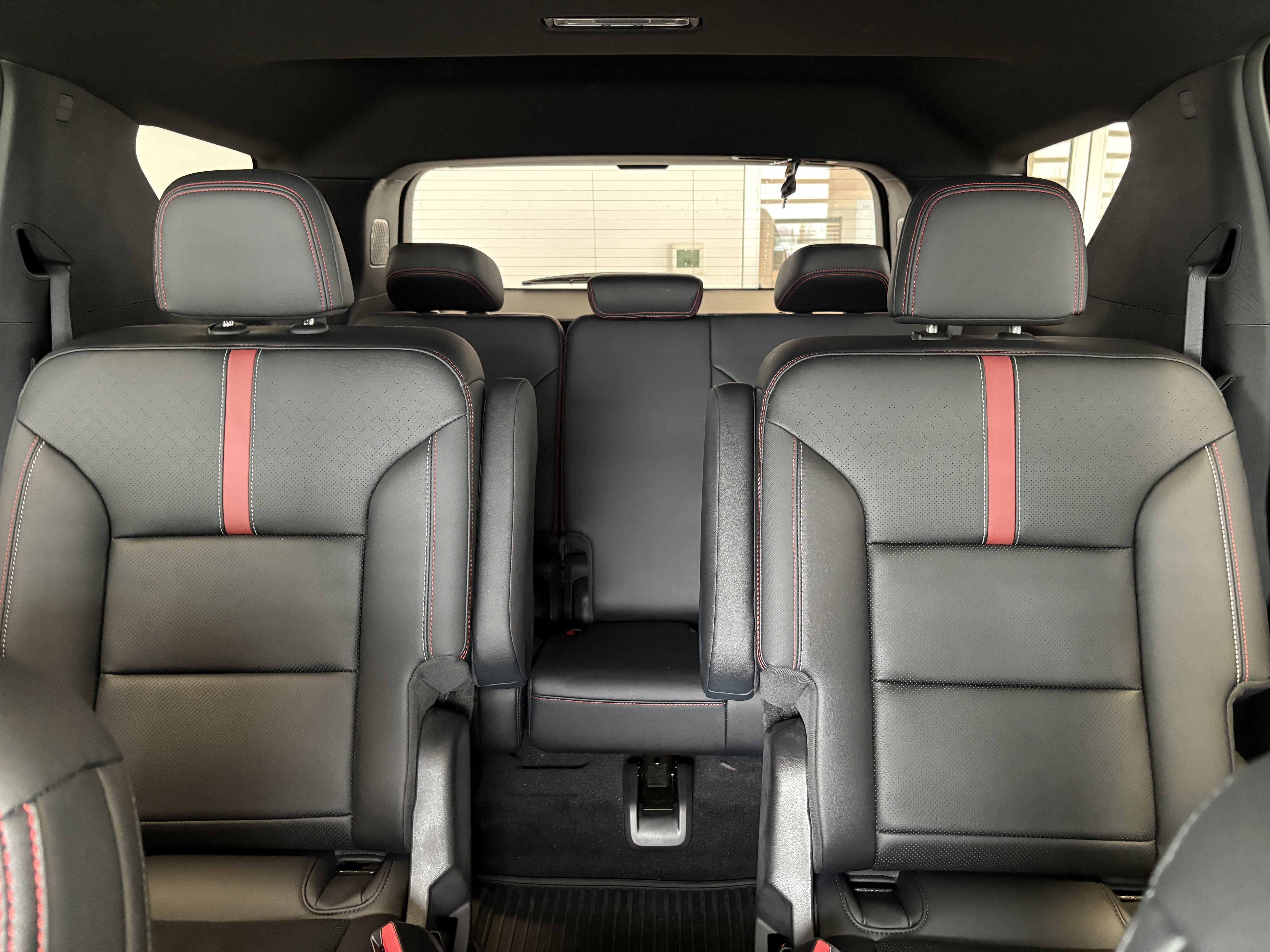 Used 2025 Chevrolet Traverse RS w/ LPO, Floor Liner Package image 22
