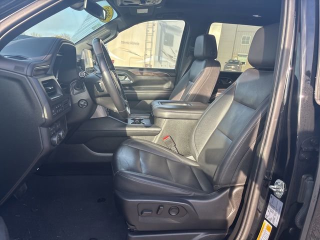 Used 2022 Chevrolet Tahoe Z71 w/ Luxury Package image 17