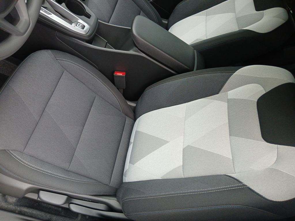 New 2026 Chevrolet Trax LS w/ LS Convenience Package image 24