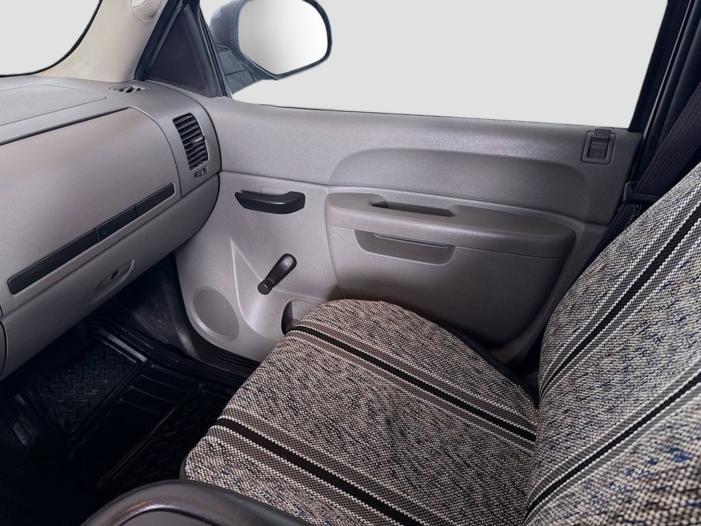 Used 2013 Chevrolet Silverado 1500 W/T RWD image 18