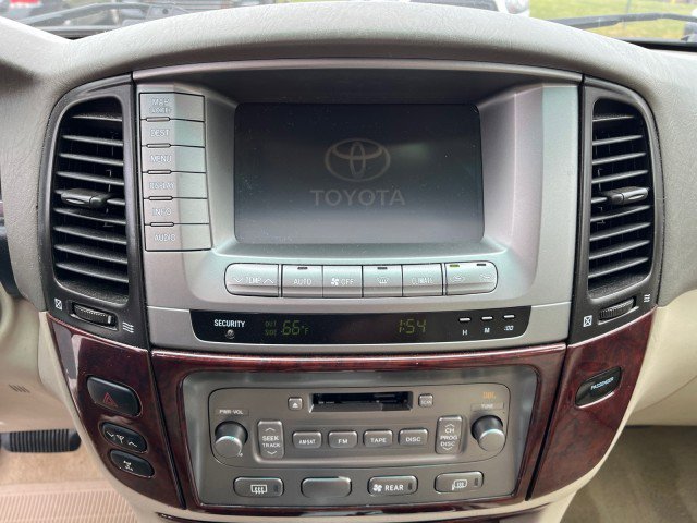 Used 2005 Toyota Land Cruiser AWD/4WD image 24
