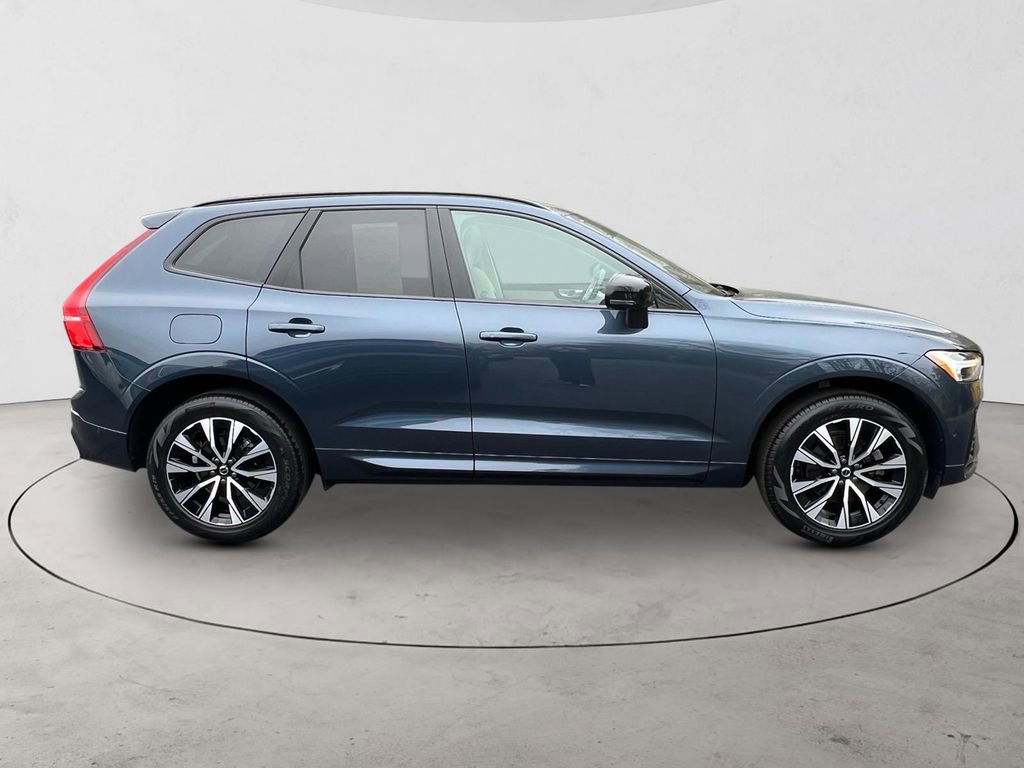 Certified 2024 Volvo XC60 B5 Plus w/ Climate Package AWD/4WD image 6