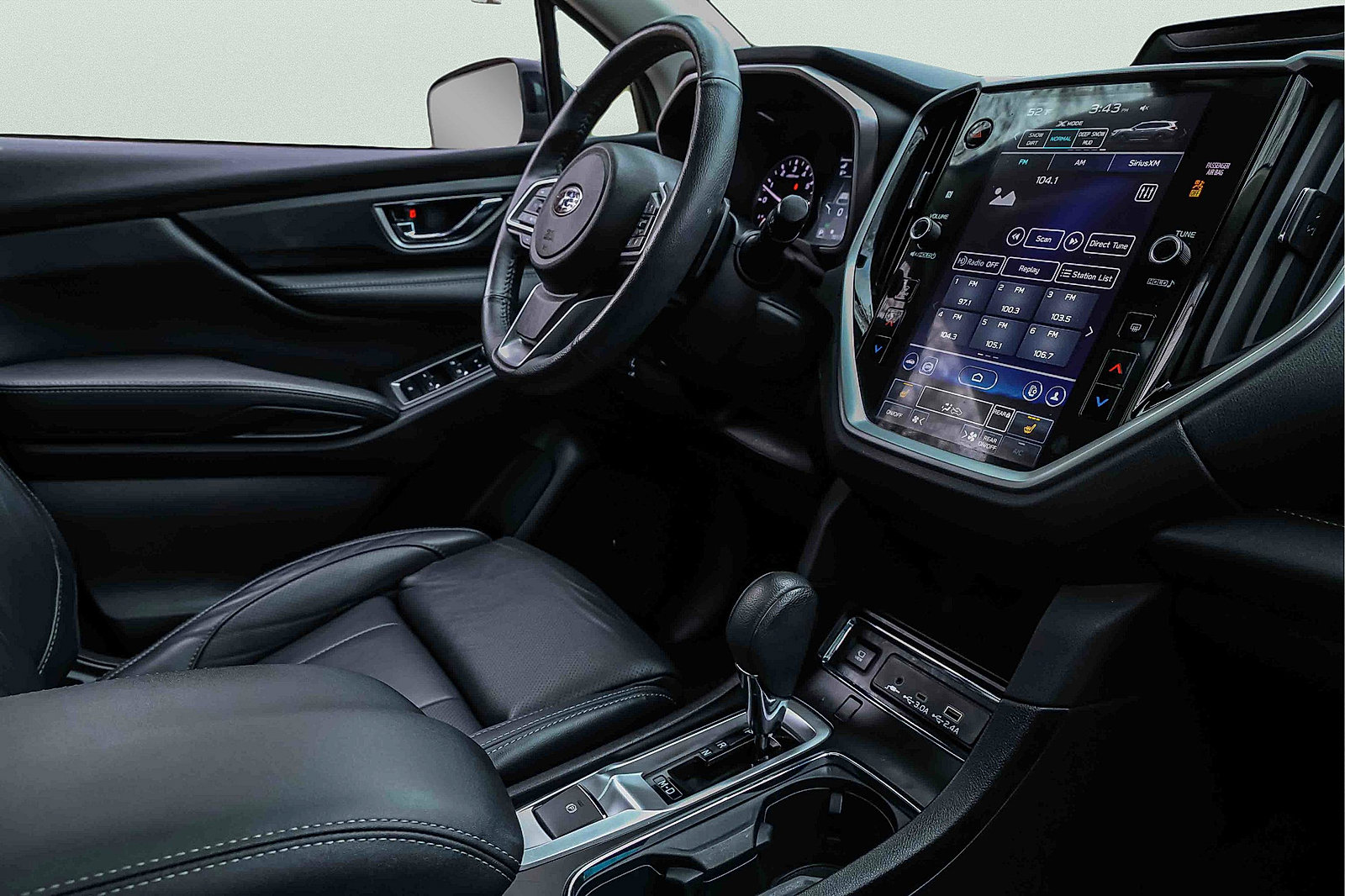 Used 2023 Subaru Ascent Limited w/ Technology Package image 26