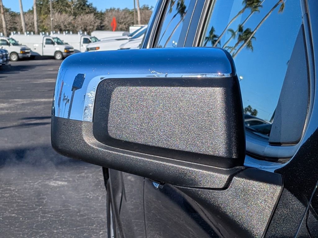 Used 2025 Chevrolet Silverado 1500 LT image 12