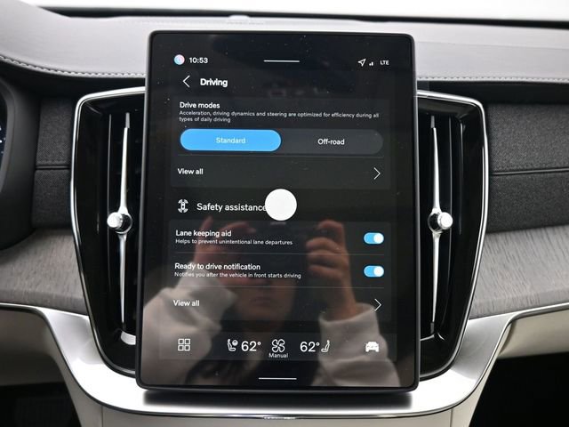 New 2026 Volvo XC90 B6 Ultra w/ Protection Package image 15