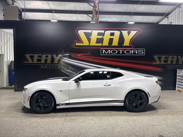 Used 2016 Chevrolet Camaro LT image 3