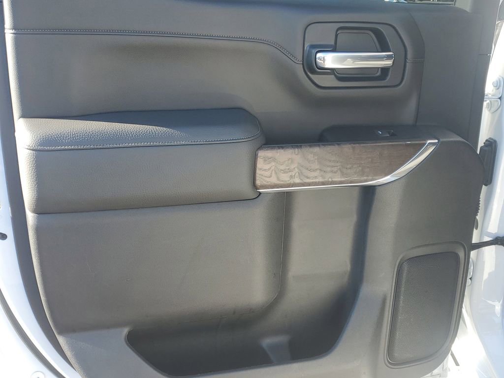 Used 2022 GMC Sierra 1500 Denali w/ Driver Alert Package II AWD/4WD image 13