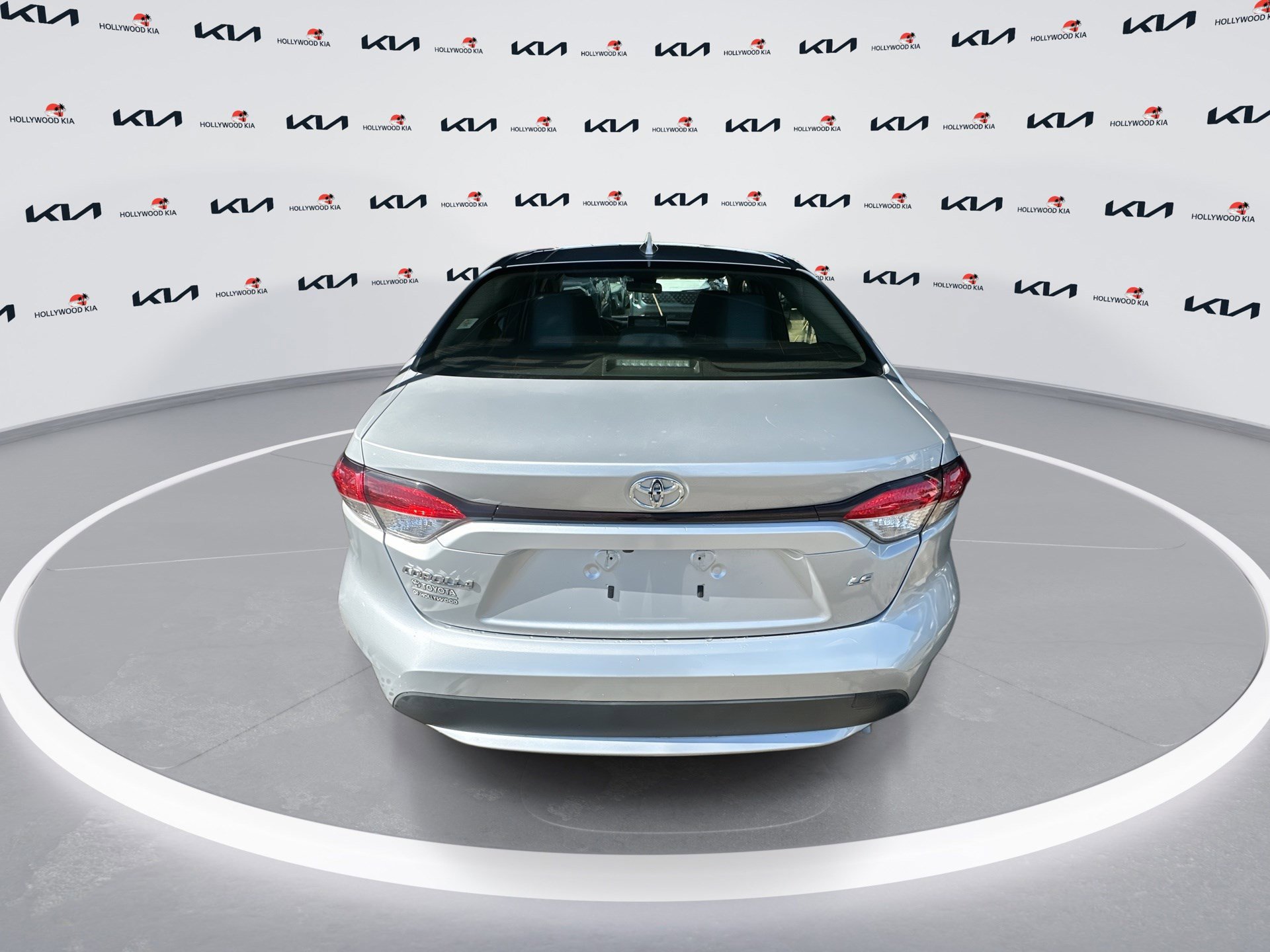 Used 2020 Toyota Corolla LE image 7