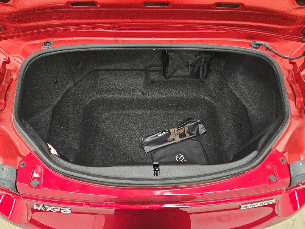 Used 2024 MAZDA MX-5 Miata Grand Touring w/ Appearance Package image 7